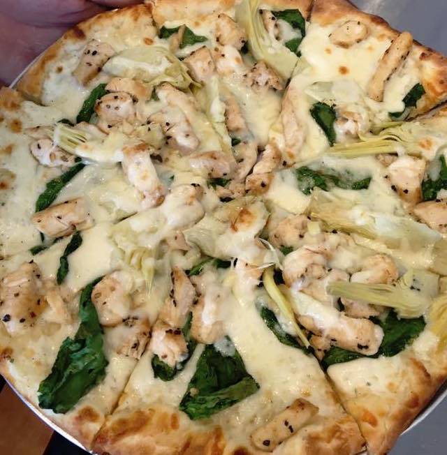 Tackle Box Bar & Grill | restaurant | 379 E Park Ave, Chico, CA 95928, USA | 5303457499 OR +1 530-345-7499