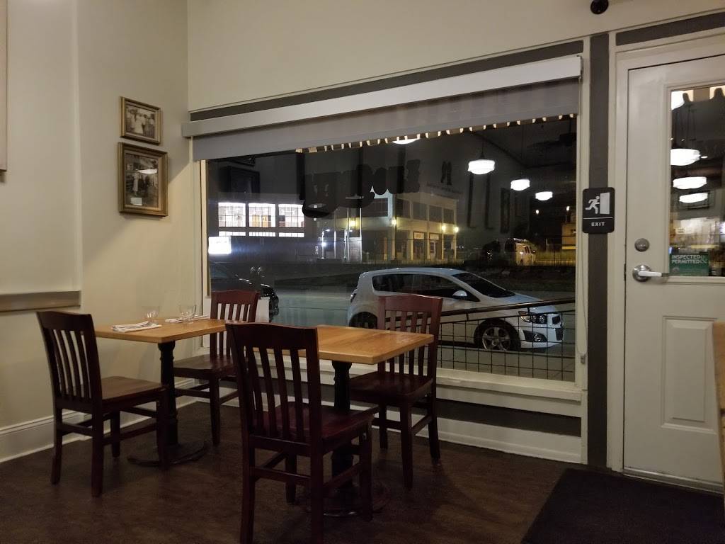 LeoGreta | restaurant | 301 W Main St, Carnegie, PA 15106, USA | 4124896382 OR +1 412-489-6382