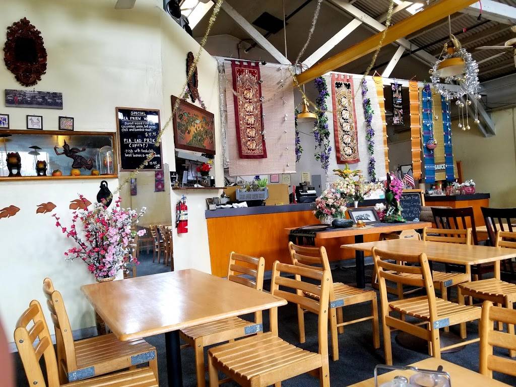 Vulcan Thai Cafe | restaurant | 915 45th Ave, Oakland, CA 94601, USA | 5105366303 OR +1 510-536-6303