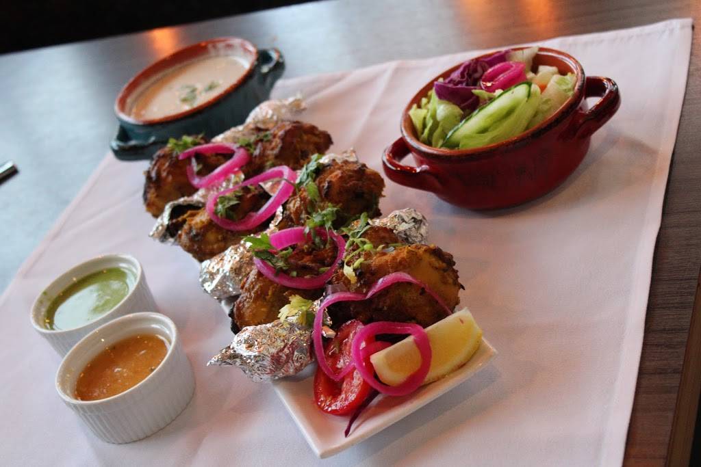 Urban Maharajas | restaurant | 8750 Jane St Unit 1, Concord, ON L4K 2M9, Canada | 9055979494 OR +1 905-597-9494