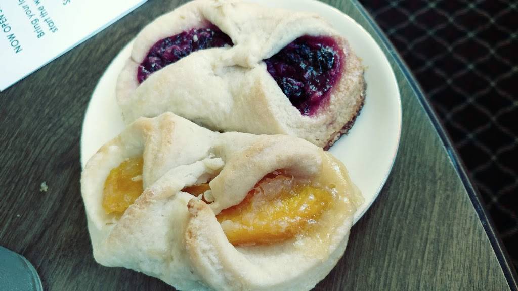 Chau Haus Schnitzel Station | restaurant | 7000 Stadium Dr #201, Kalamazoo, MI 49007, USA | 2693536620 OR +1 269-353-6620