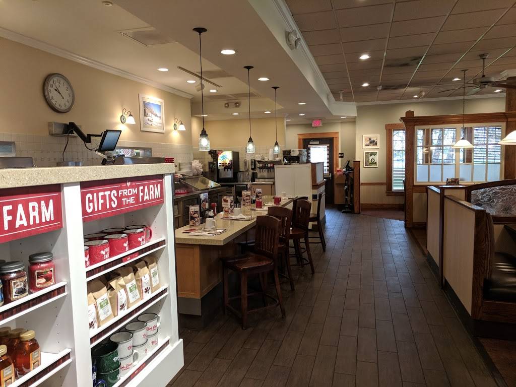 Bob Evans | restaurant | 16500 Snow Rd, Brook Park, OH 44142, USA | 2162673034 OR +1 216-267-3034