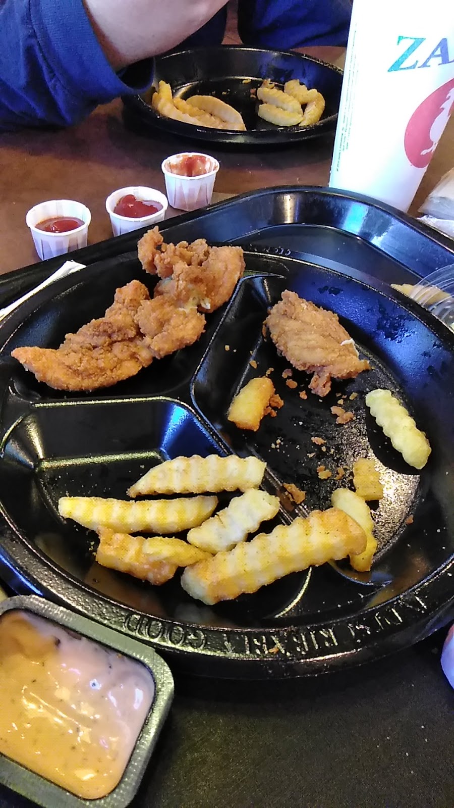 Zaxbys Chicken Fingers & Buffalo Wings | restaurant | 2901 Mahan Dr, Tallahassee, FL 32308, USA | 8502161016 OR +1 850-216-1016