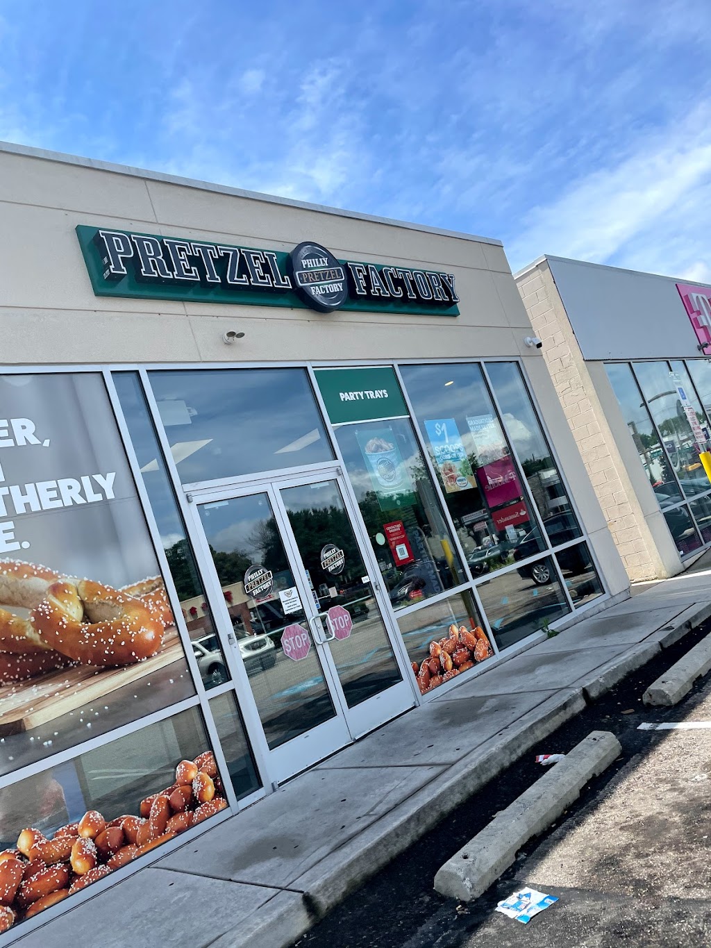 Philly Pretzel Factory | bakery | 5024 City Ave, Philadelphia, PA 19131, USA | 2158772200 OR +1 215-877-2200