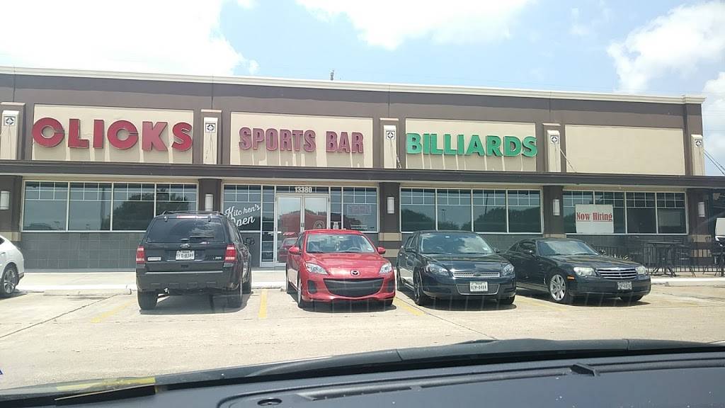 Clicks Billiards | restaurant | 13380 Northwest Fwy, Houston, TX 77040, USA | 7138959992 OR +1 713-895-9992