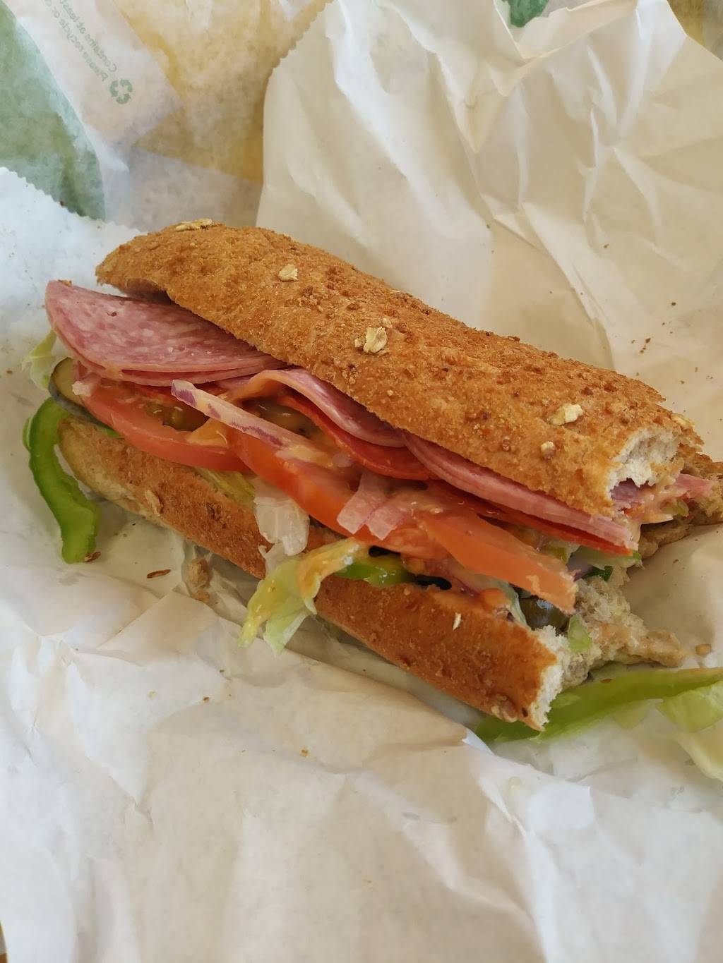 Subway | restaurant | 1601 Wabash Ave, Springfield, IL 62704, USA | 2177268800 OR +1 217-726-8800