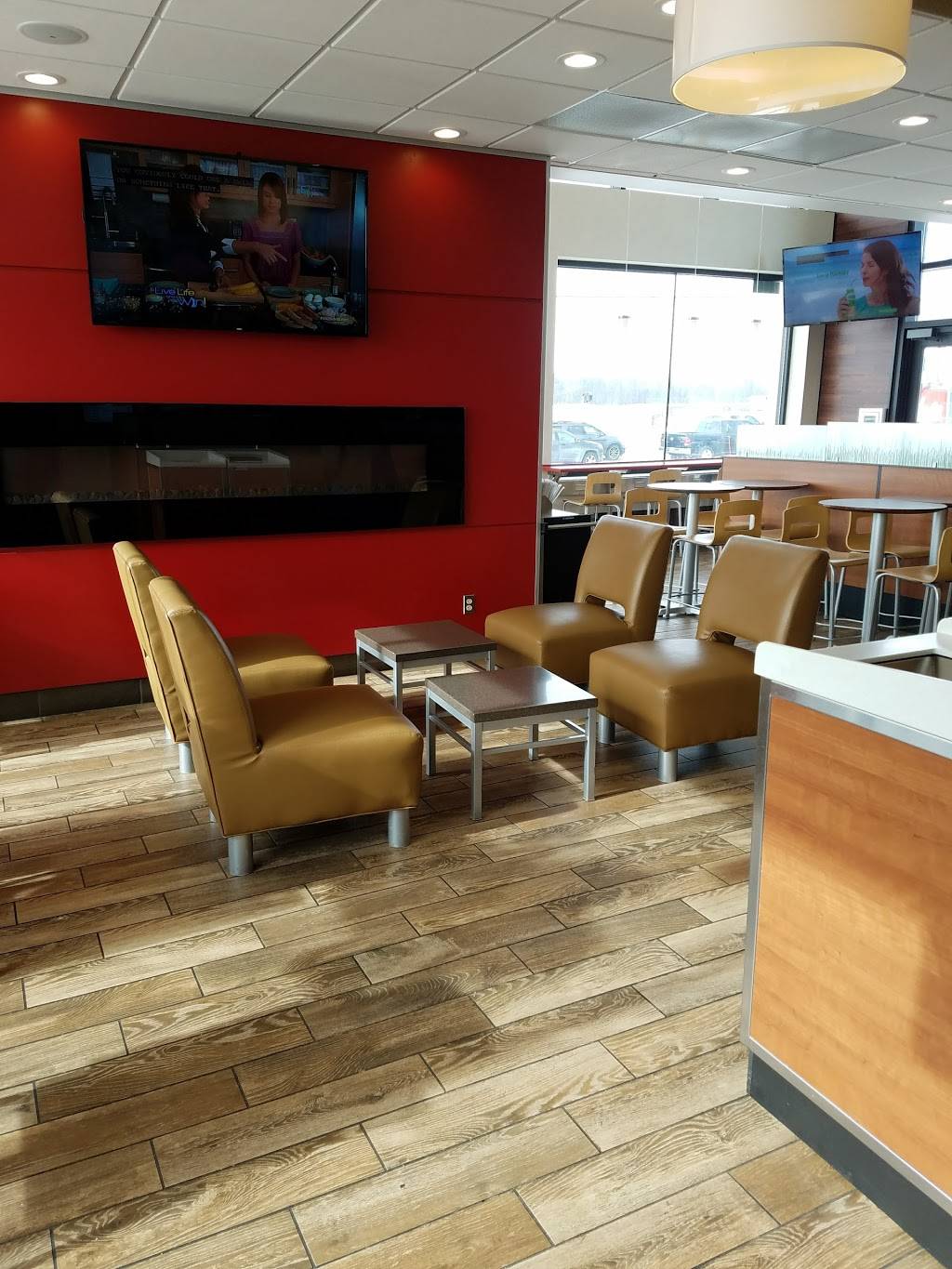 Wendys | restaurant | 29480 Wixom Rd, Wixom, MI 48393, USA | 2483471089 OR +1 248-347-1089