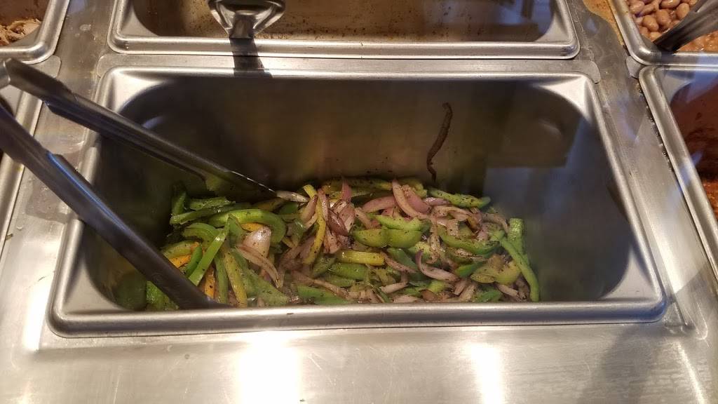 Chipotle Mexican Grill | restaurant | 1255 Interstate Dr Ste D109, Cookeville, TN 38501, USA | 9314000150 OR +1 931-400-0150