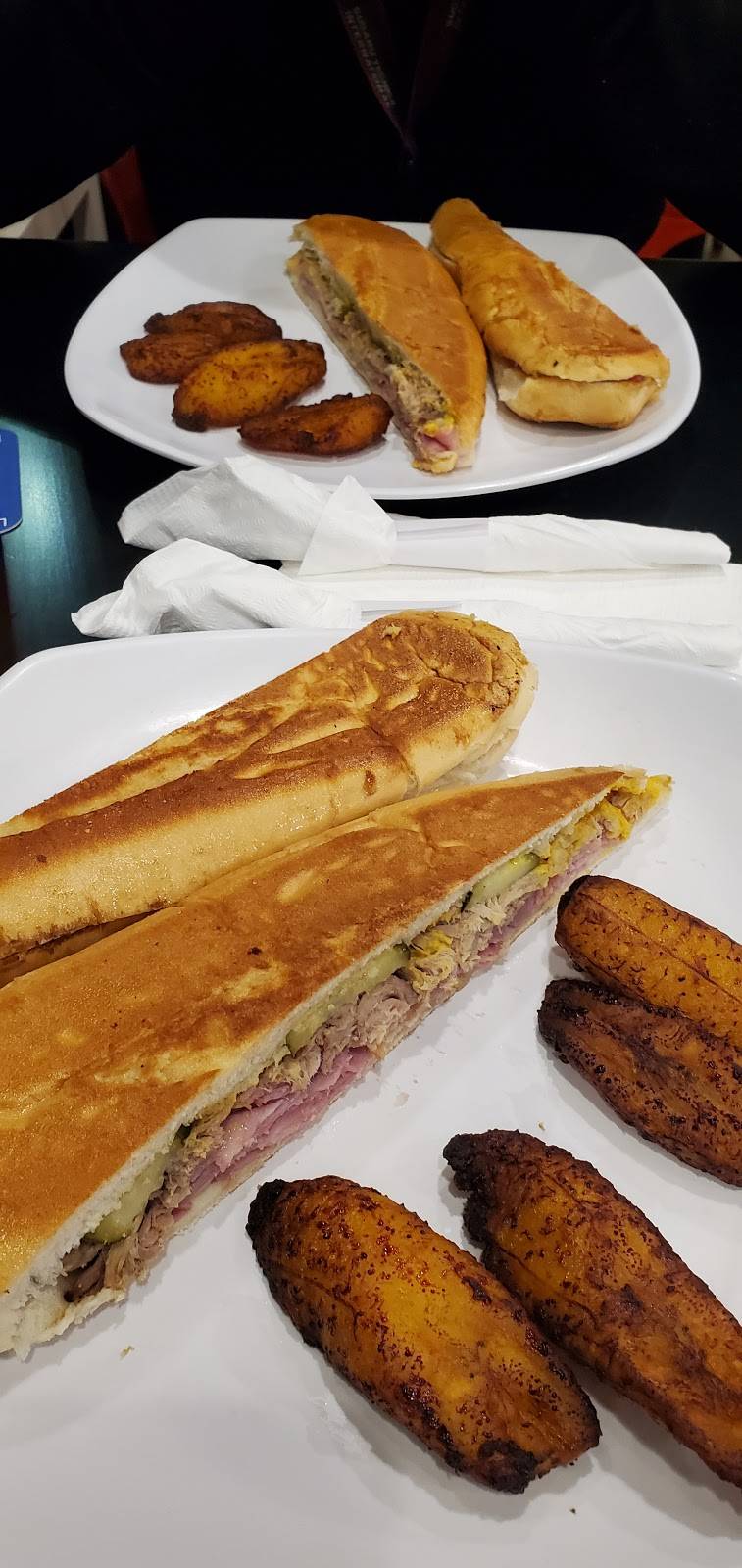 Zaza New Cuban Diner | restaurant | 237 Wheelhouse Ln, Lake Mary, FL 32746, USA | 4074940932 OR +1 407-494-0932