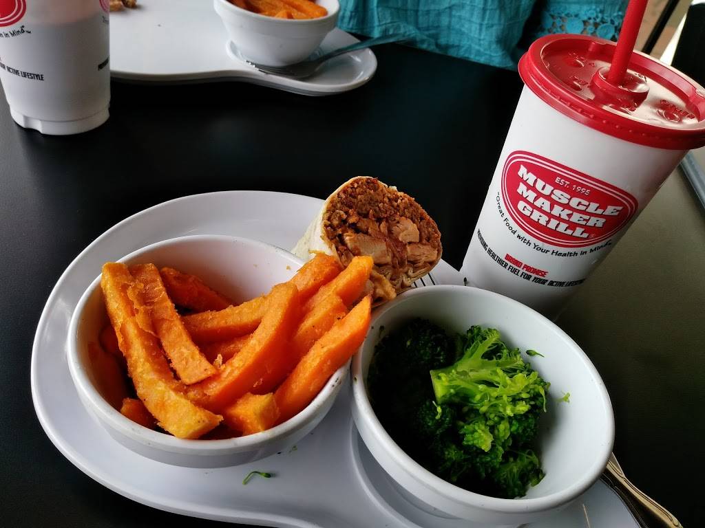 Muscle Maker Grill | meal takeaway | 8386 W Thunderbird Rd, Peoria, AZ 85381, USA | 6237769301 OR +1 623-776-9301