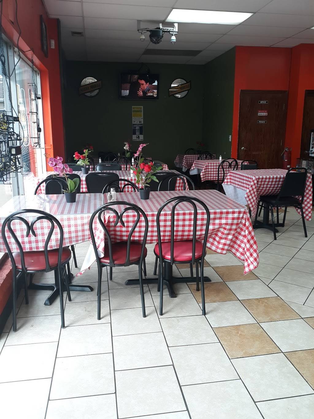 El Mana Restaurante | restaurant | 10400 W Fullerton Ave, Melrose Park, IL 60164, USA | 8472880616 OR +1 847-288-0616
