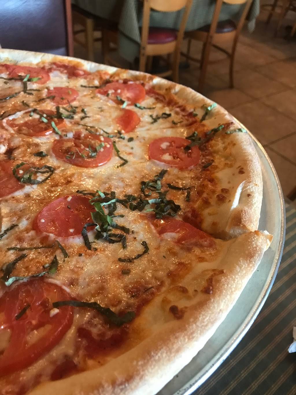 Frankis Pizza & Pasta | restaurant | 11722 Marsh Ln #202, Dallas, TX 75229, USA | 4693350345 OR +1 469-335-0345