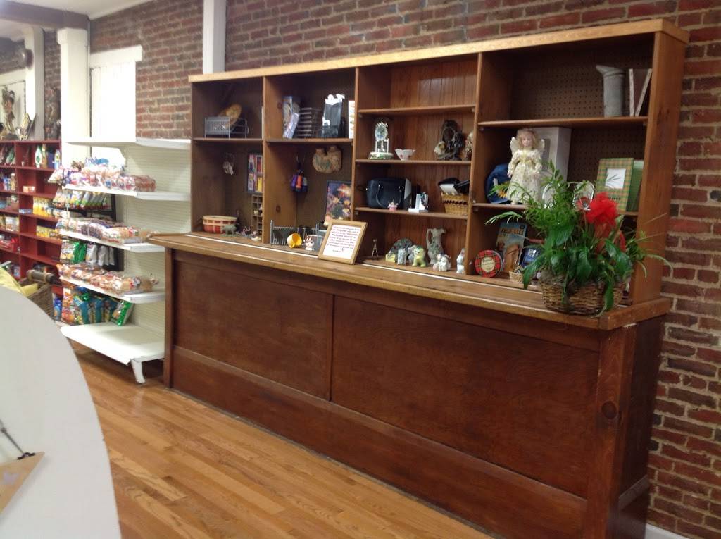 Dawns Deli | restaurant | 71 Penn St, Lenhartsville, PA 19534, USA | 4846653682 OR +1 484-665-3682