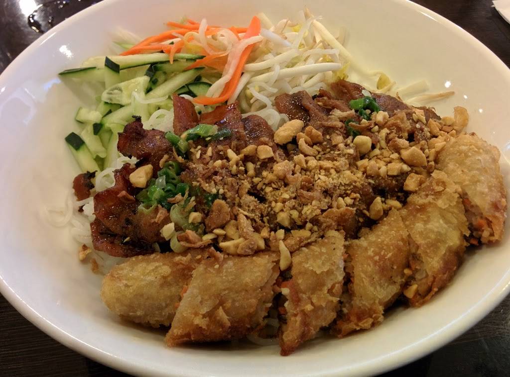 Vina Pho & Grill | restaurant | 1630 30th St, Boulder, CO 80303, USA | 3034441809 OR +1 303-444-1809