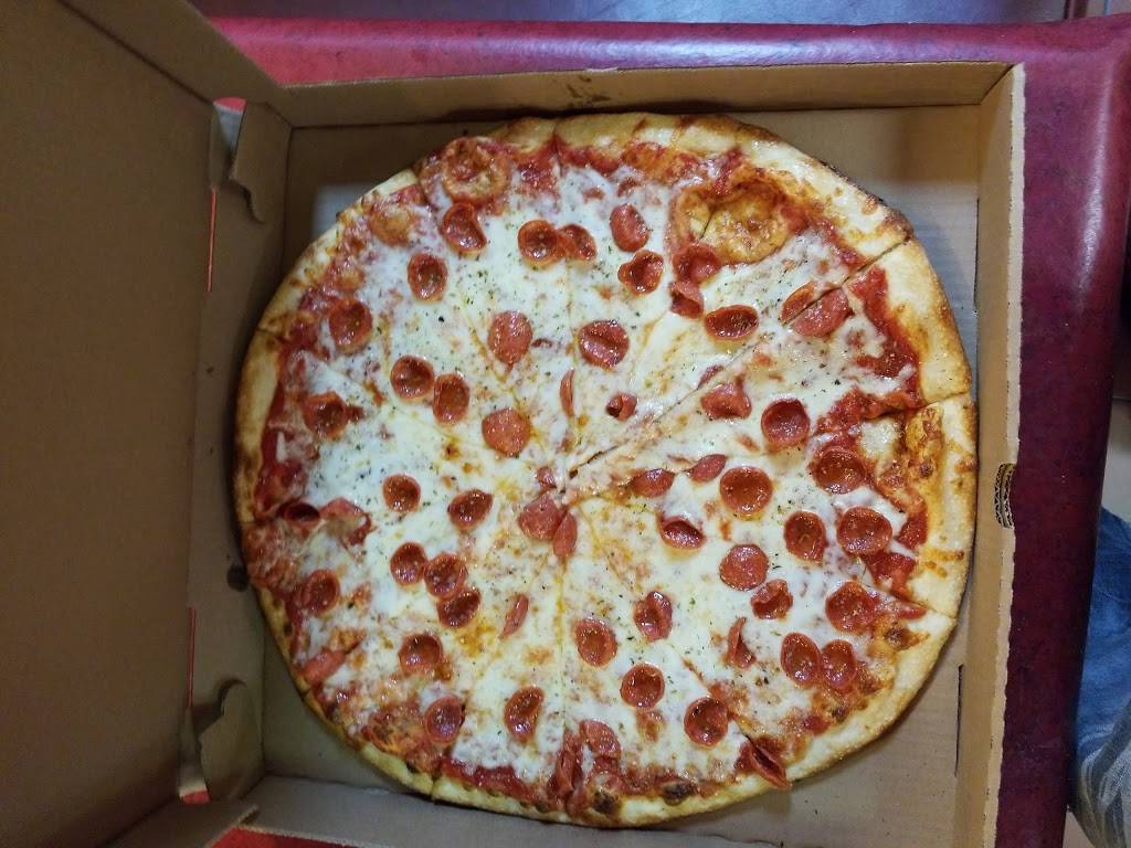 Pizza Mans Pizza | restaurant | 9 S Jefferson St, New Castle, PA 16101, USA | 7246580333 OR +1 724-658-0333