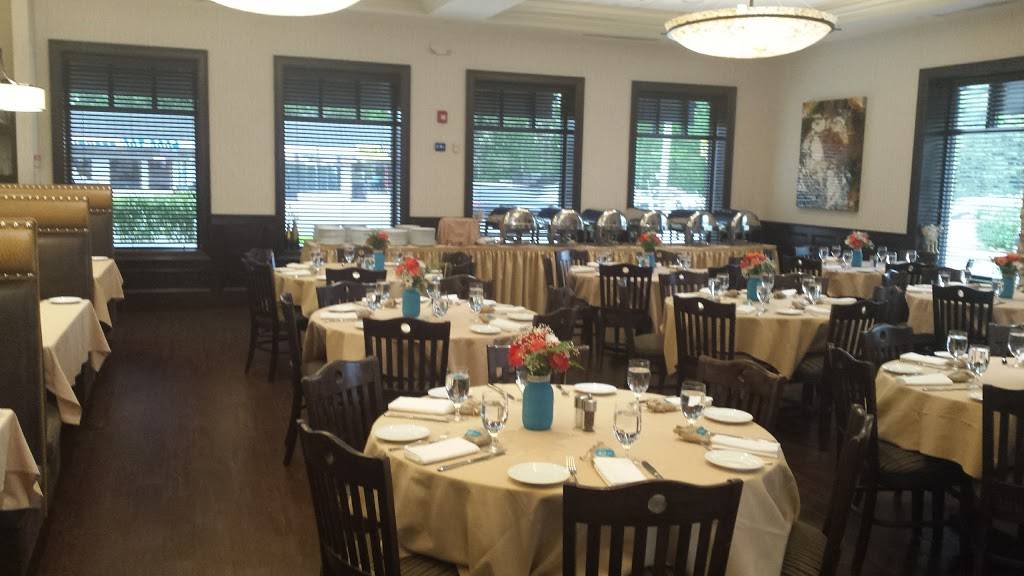 Ristegios | restaurant | 641 Medford Avenue, Patchogue, NY 11772, USA | 6317313663 OR +1 631-731-3663