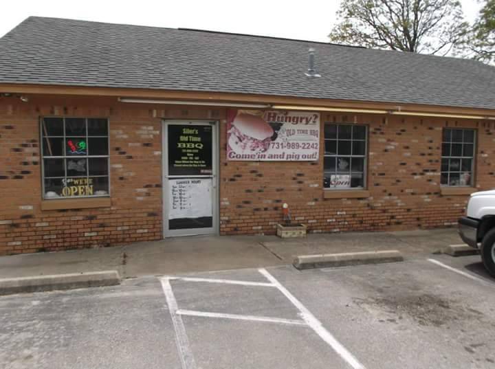 Silers Old Time BBQ | restaurant | 6060 TN-100, Henderson, TN 38340, USA | 7319892242 OR +1 731-989-2242