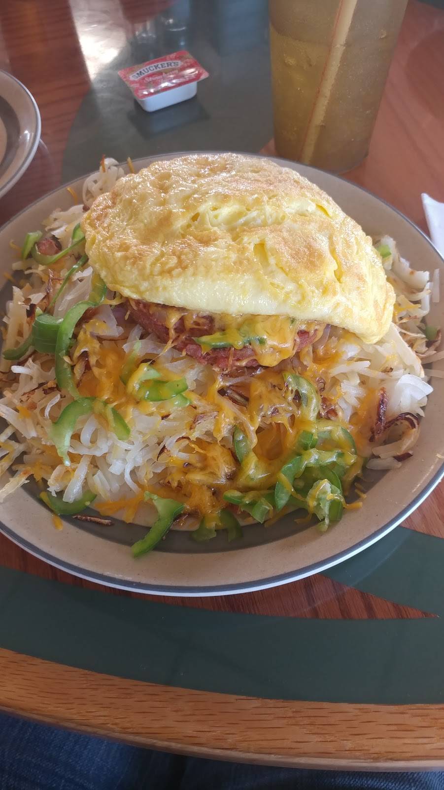 The Meadows Family Restaurant | restaurant | 10615 Northwestern Ave, Franksville, WI 53126, USA | 2628352000 OR +1 262-835-2000