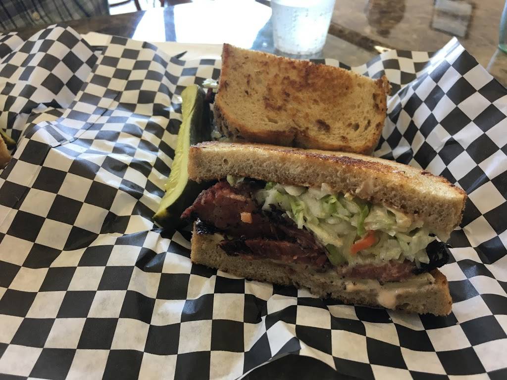 17th Street Deli | meal takeaway | 369 E 17th St #18, Costa Mesa, CA 92627, USA | 9496422377 OR +1 949-642-2377