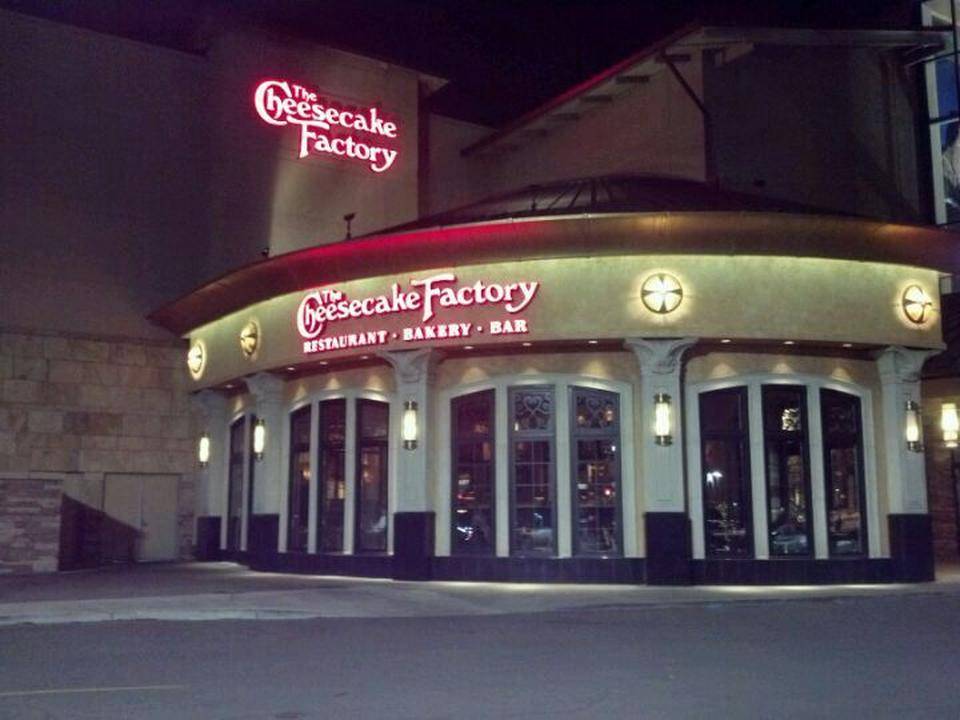 The Cheesecake Factory | restaurant | 8405 Park Meadows Center Dr, Littleton, CO 80124, USA | 3038581111 OR +1 303-858-1111
