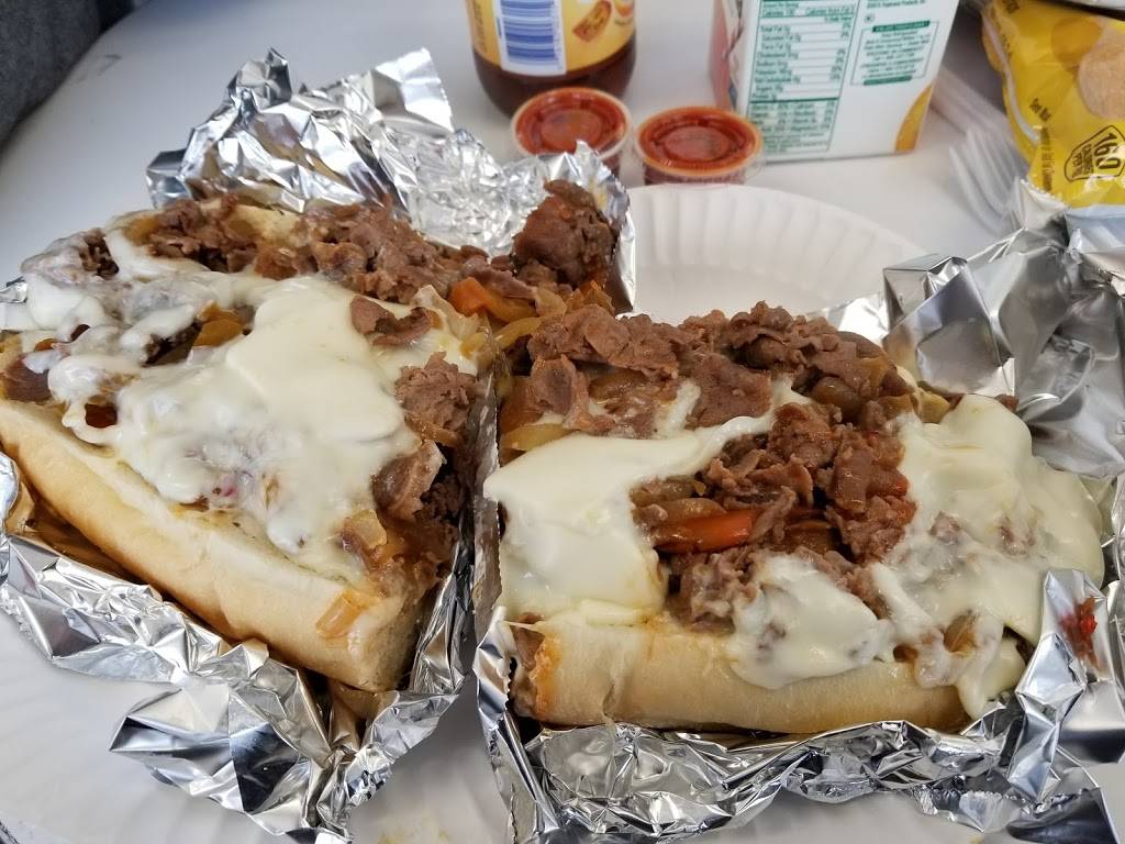 Roccos Italian Sausages | restaurant | 1034, 5010 Northern Blvd, Long Island City, NY 11101, USA | 7182040478 OR +1 718-204-0478