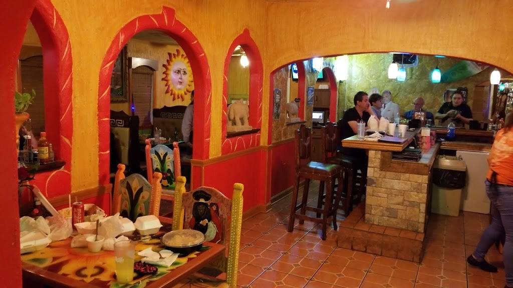 El Torero | restaurant | 105 S High St, Cortland, OH 44410, USA | 3306372550 OR +1 330-637-2550