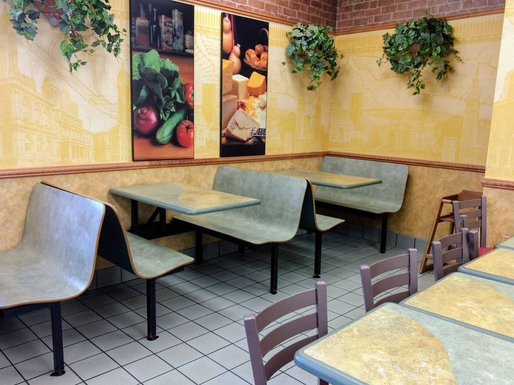 Subway | restaurant | 552 W Morse St, Markle, IN 46770, USA | 2607583322 OR +1 260-758-3322