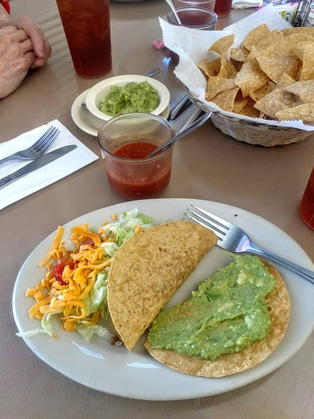 Rudys Mexican Restaurant | restaurant | 3301 W Rochelle Rd, Irving, TX 75062, USA | 9722586012 OR +1 972-258-6012