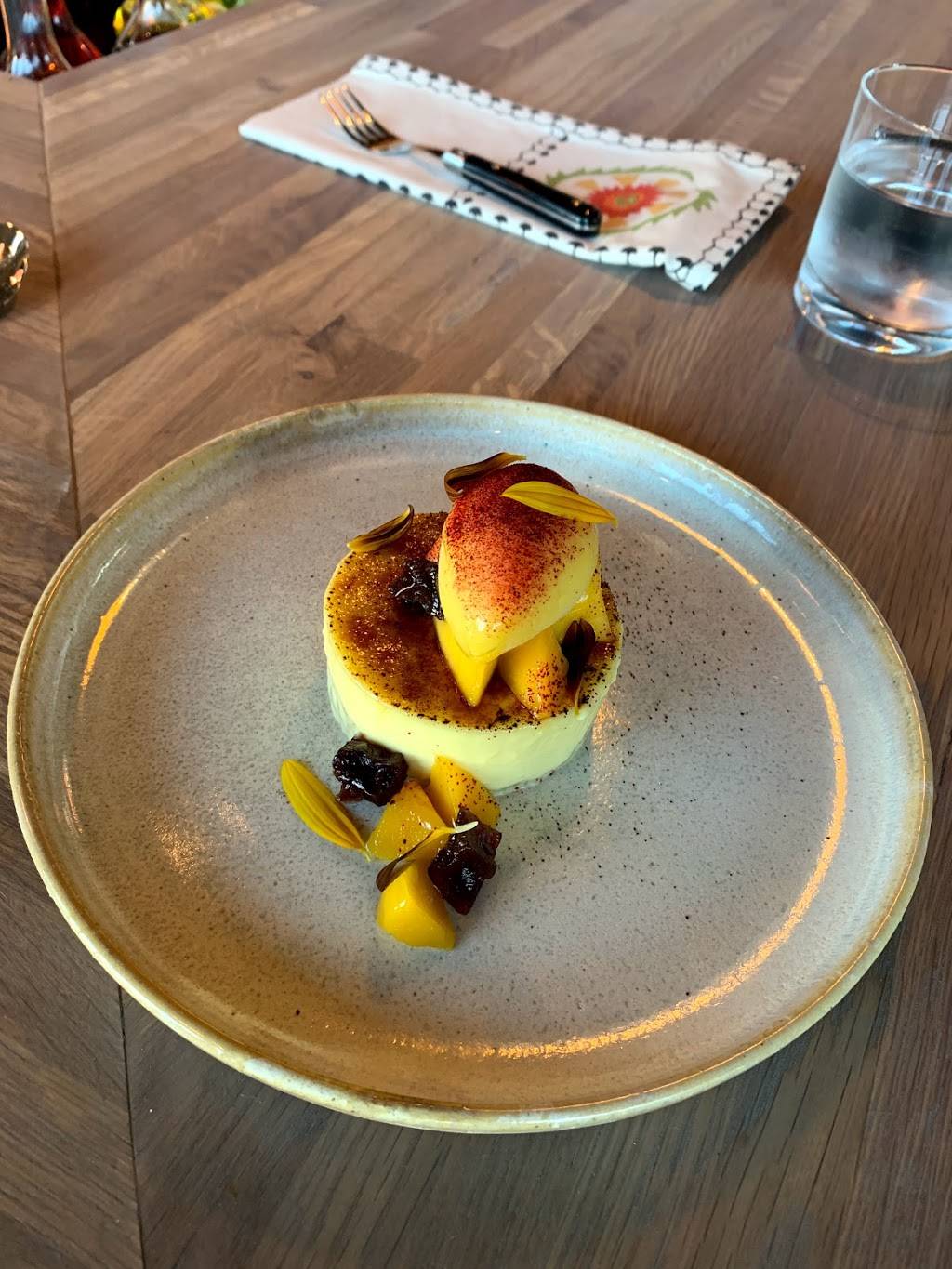 Vixens Wedding | restaurant | 1813 A E 6th St, Austin, TX 78702, USA | 7372427555 OR +1 737-242-7555