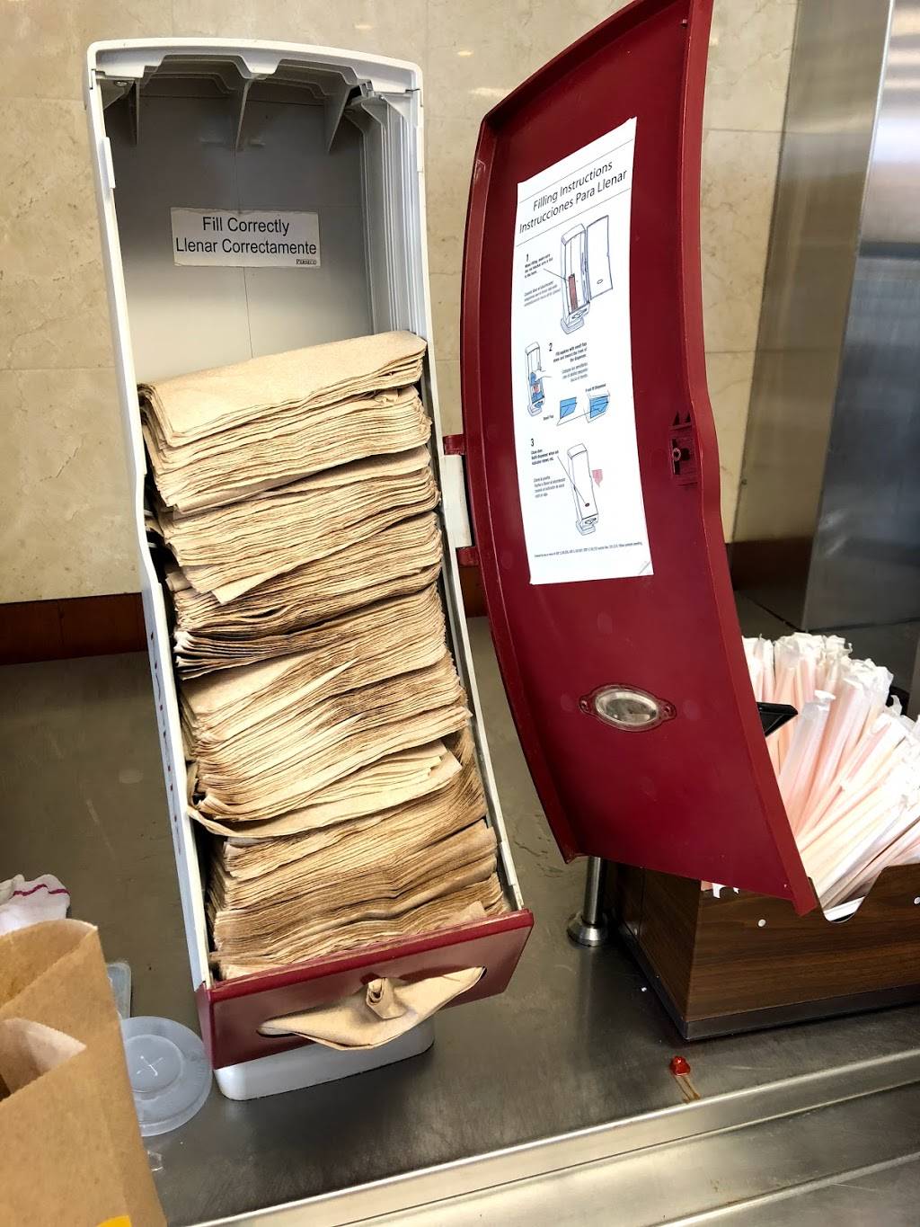 McDonalds | restaurant | 2 Coogan Blvd, Mystic, CT 06355, USA | 8605369123 OR +1 860-536-9123