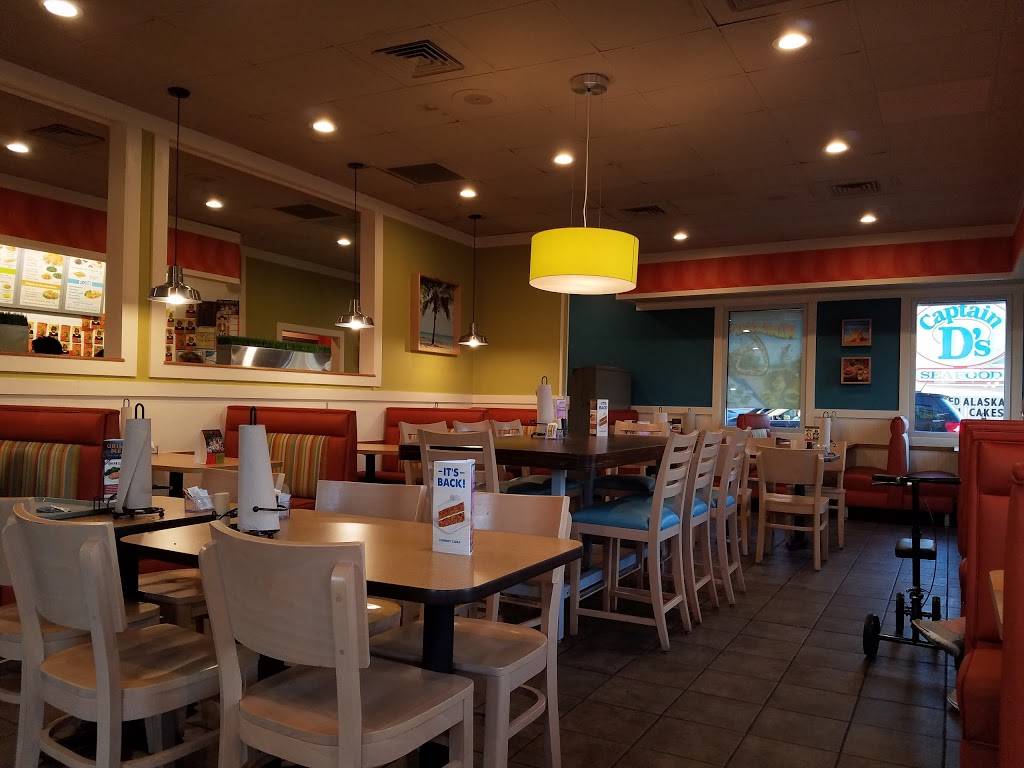 Captain Ds | restaurant | 4209 Hacks Cross Rd, Memphis, TN 38125, USA | 9017572366 OR +1 901-757-2366