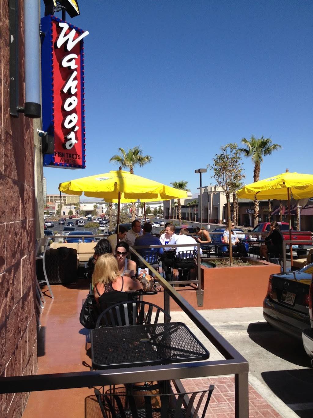 Wahoos Fish Taco | restaurant | 1000 S Rampart Blvd #21, Las Vegas, NV 89145, USA | 7027767600 OR +1 702-776-7600