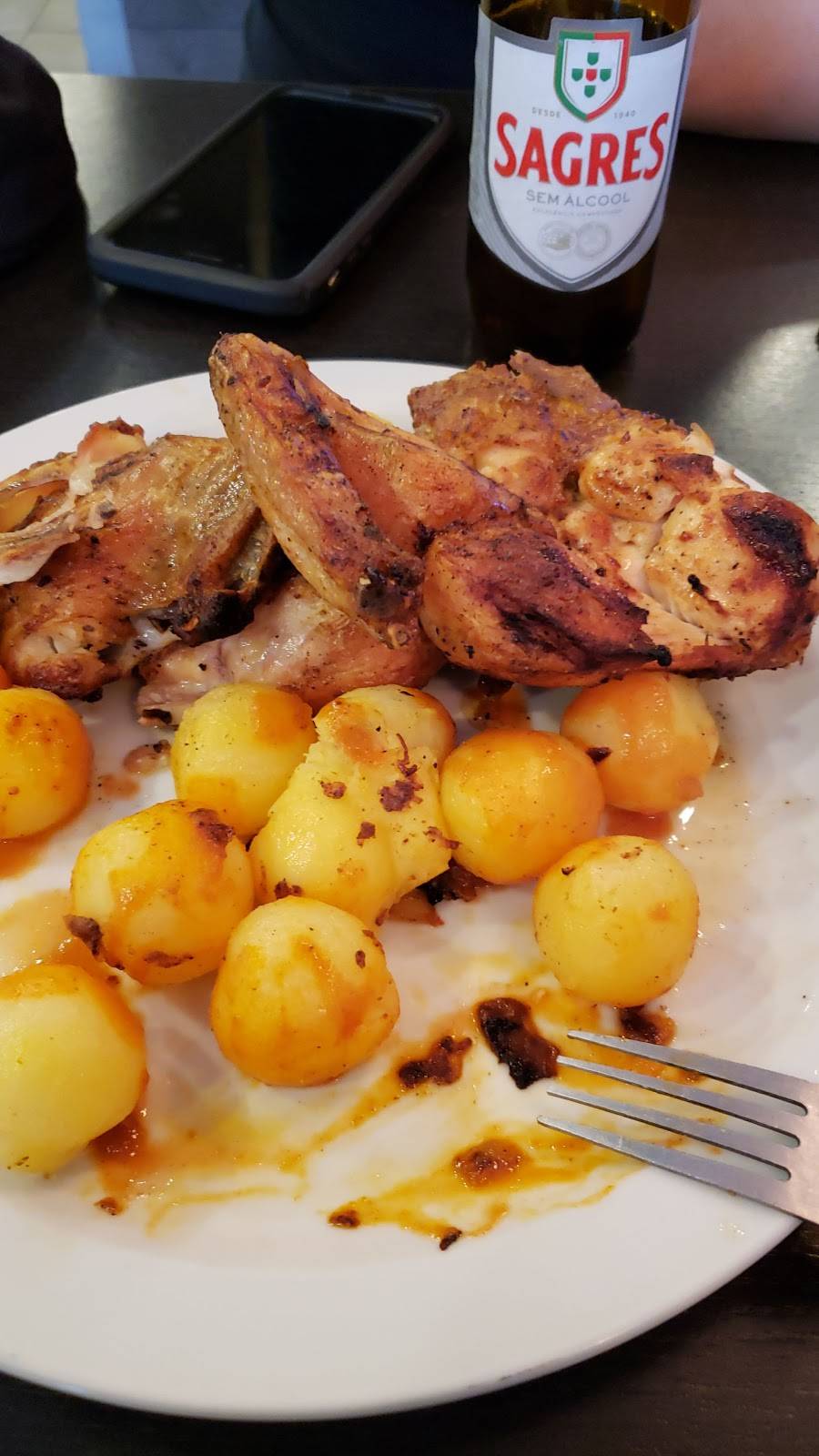 St Matthews BBQ Chicken | restaurant | 527 Rogers Rd, York, ON M6M 1B4, Canada | 4166584126 OR +1 416-658-4126