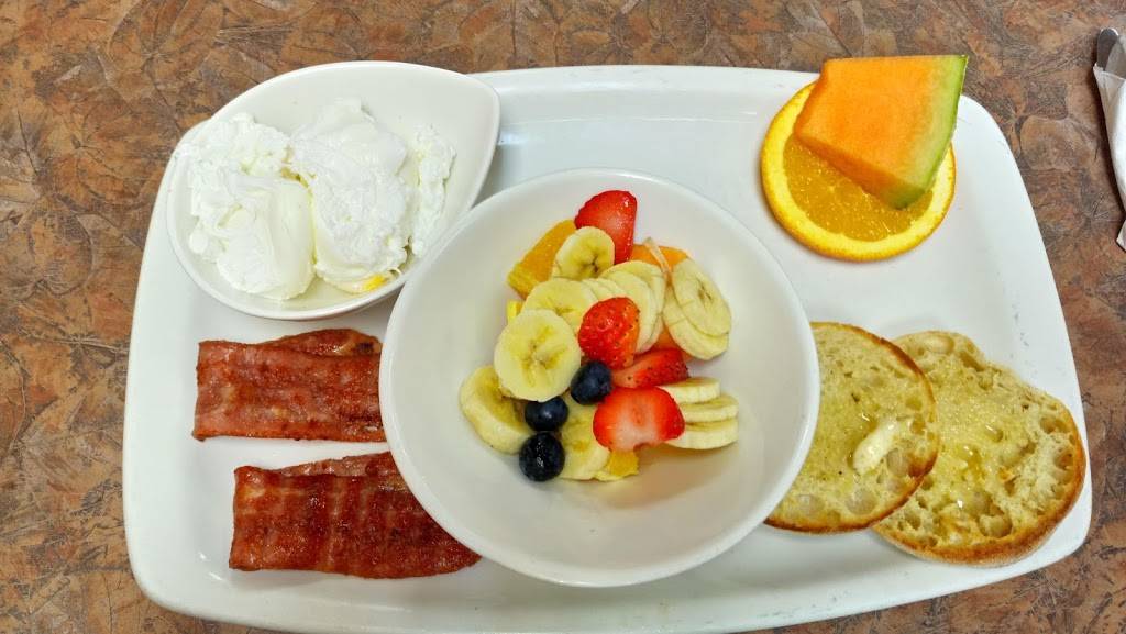 Eggsmart | restaurant | 2331 Kingston Rd, Scarborough, ON M1N 4E7, Canada | 6473524455 OR +1 647-352-4455