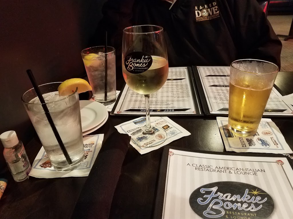 Frankie Bones-Bluffton | restaurant | 26 Discovery Dr, Bluffton, SC 29910, USA | 8437573423 OR +1 843-757-3423