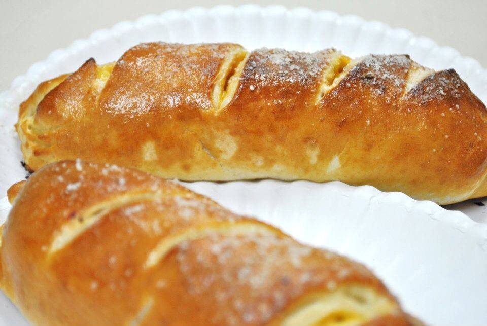 Pretzel and Pizza Creations | meal delivery | 20 W Washington St, Hagerstown, MD 21740, USA | 3017337795 OR +1 301-733-7795