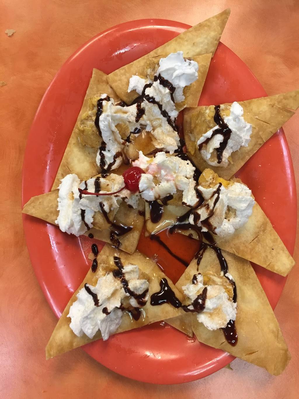 El Carambas | restaurant | 1503 12th St SE, Rochester, MN 55904, USA | 5072813104 OR +1 507-281-3104