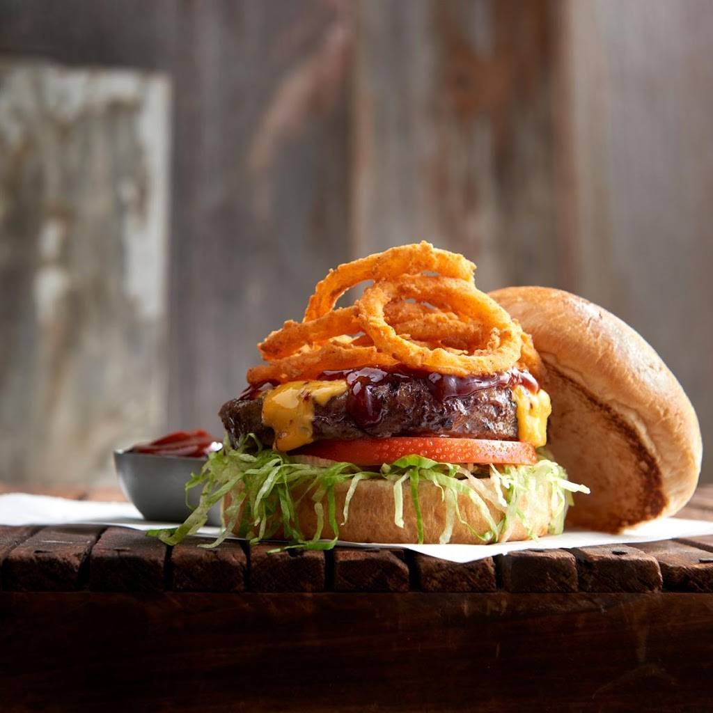 Bubba Gump Shrimp Co. | restaurant | 900 Parkway, Gatlinburg, TN 37738, USA | 8654303034 OR +1 865-430-3034