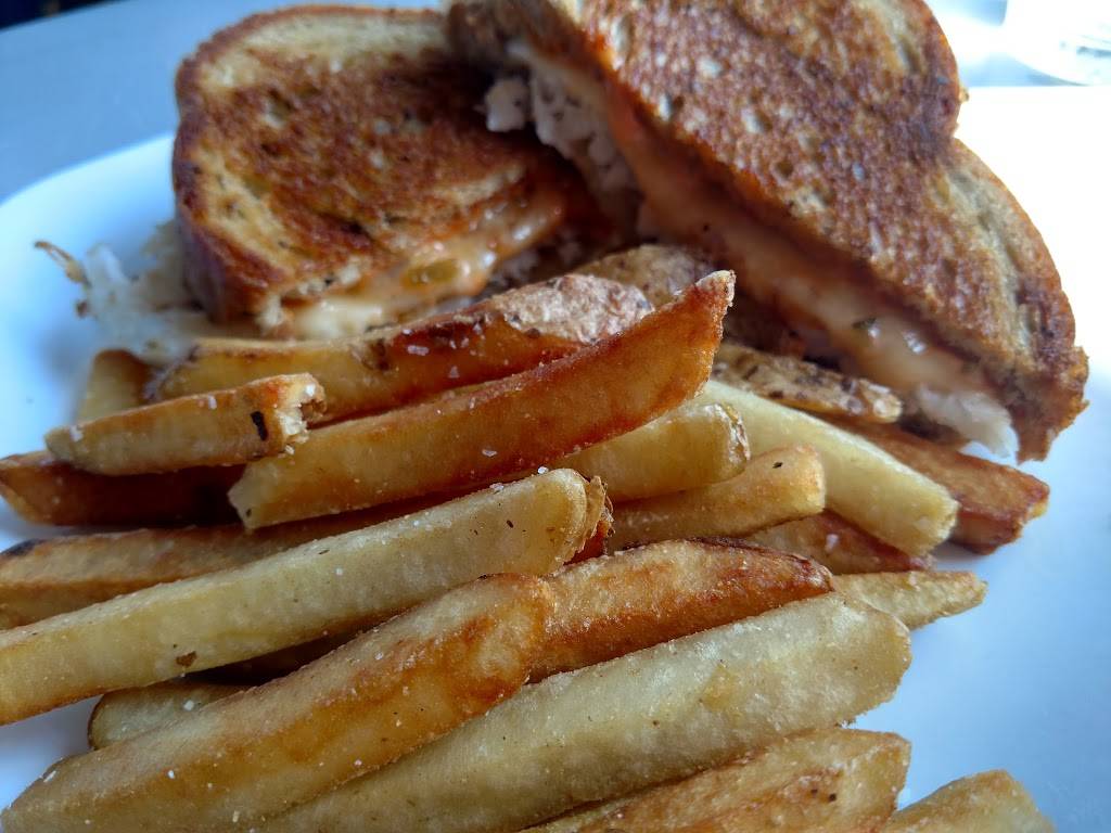 LandShark Bar & Grill Myrtle Beach | restaurant | 1110 Ocean Blvd, Myrtle Beach, SC 29577, USA | 8437880001 OR +1 843-788-0001