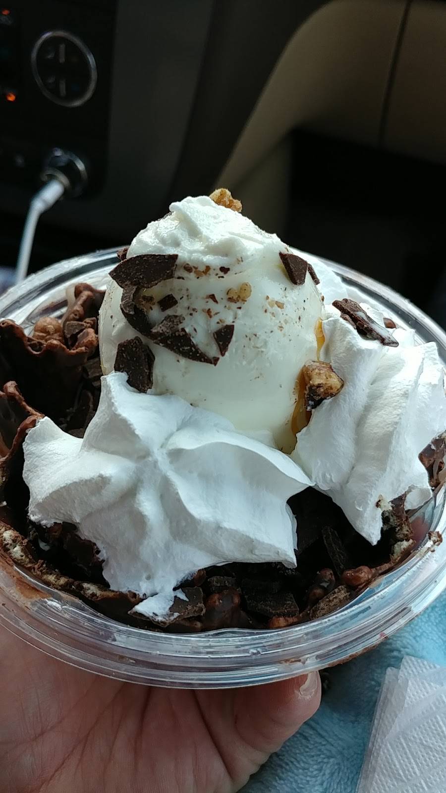 Dairy Queen Restaurant | restaurant | 2015 FM 1960, Houston, TX 77073, USA | 2814436906 OR +1 281-443-6906