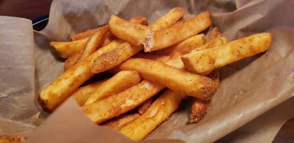 Smokehouse | 734 | restaurant | 7309 Lewis Ave, Temperance, MI 48182, USA | 7342247056 OR +1 734-224-7056