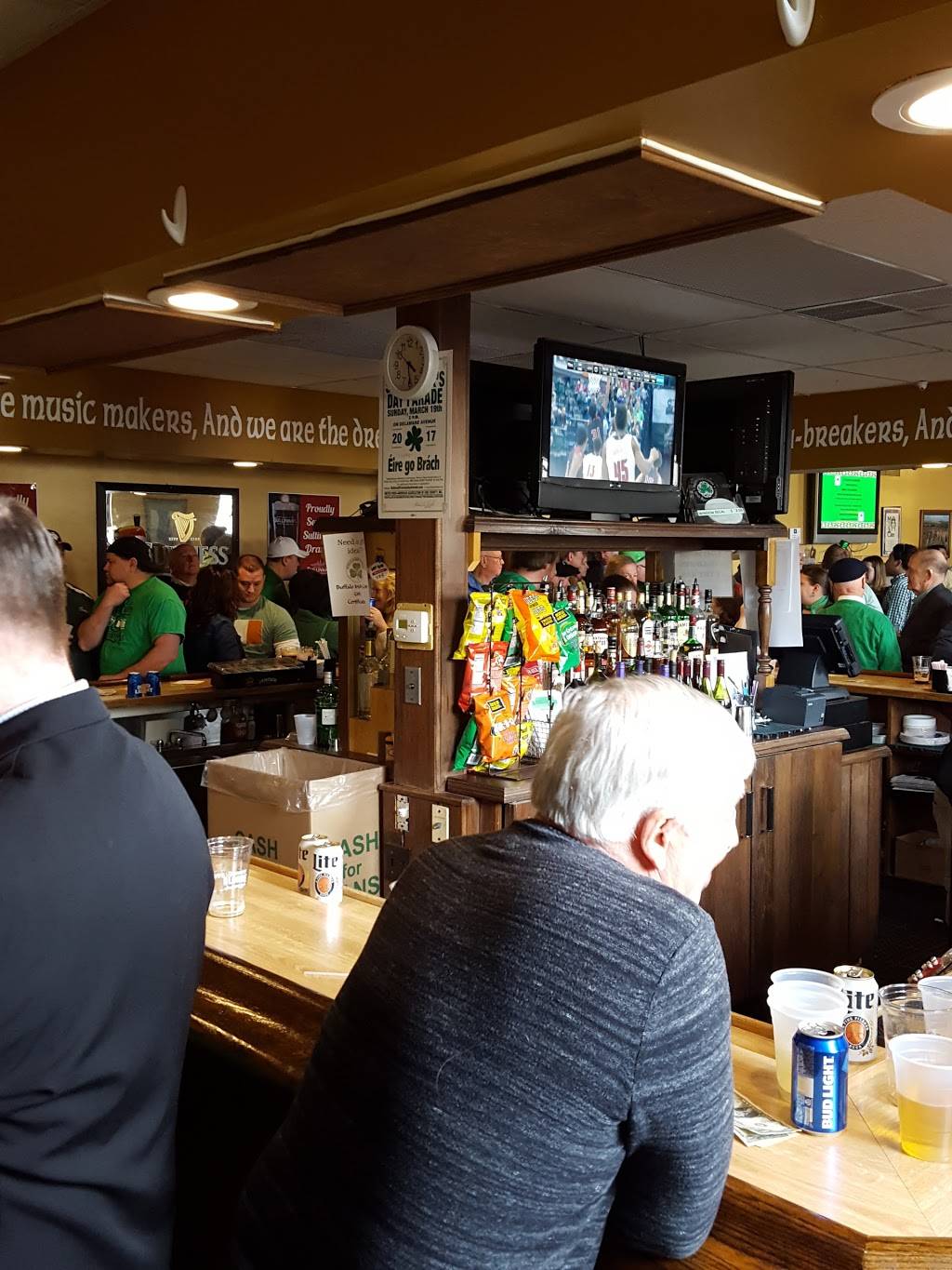 The Buffalo Irish Center | restaurant | 245 Abbott Rd, Buffalo, NY 14220, USA | 7168259535 OR +1 716-825-9535