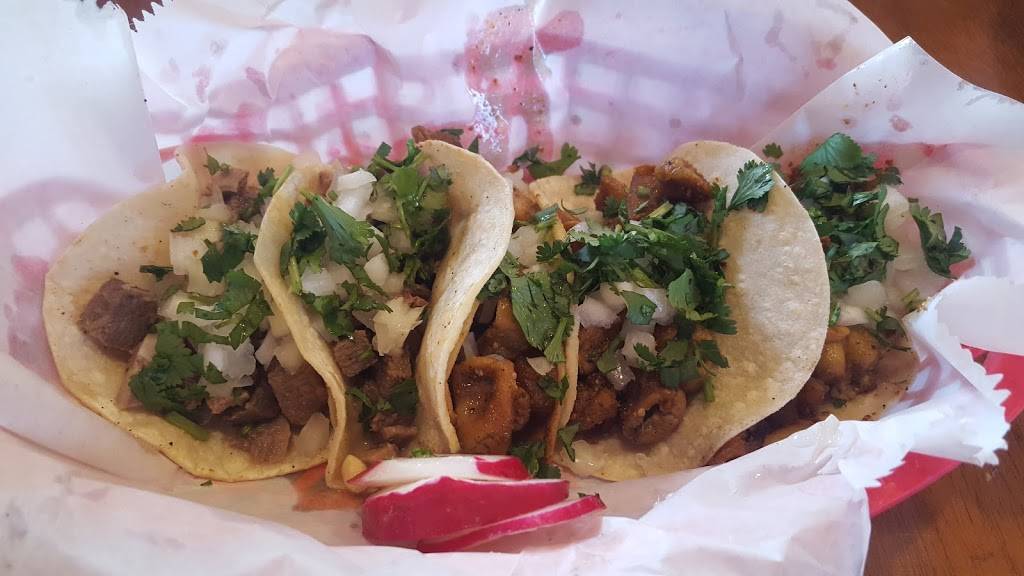 Estabans Tacos, Burgers & Brews | restaurant | 9731 Live Oak Blvd, Live Oak, CA 95953, USA | 5306175015 OR +1 530-617-5015