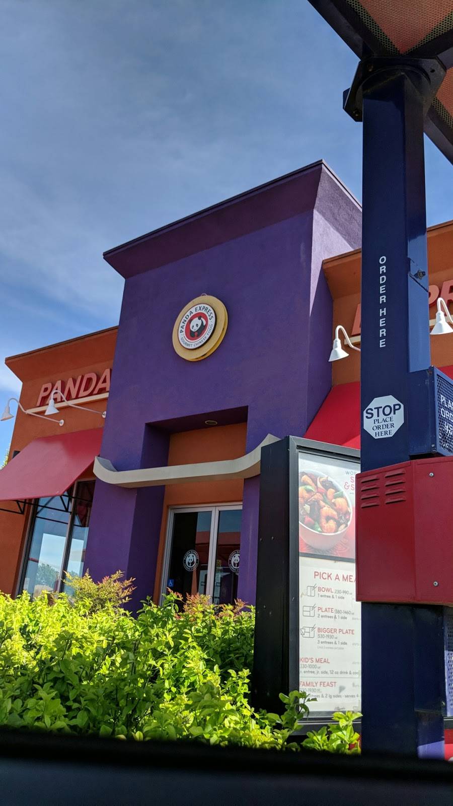 Panda Express | meal takeaway | 402 Lawler Center Dr, Suisun City, CA 94585, USA | 7074211156 OR +1 707-421-1156