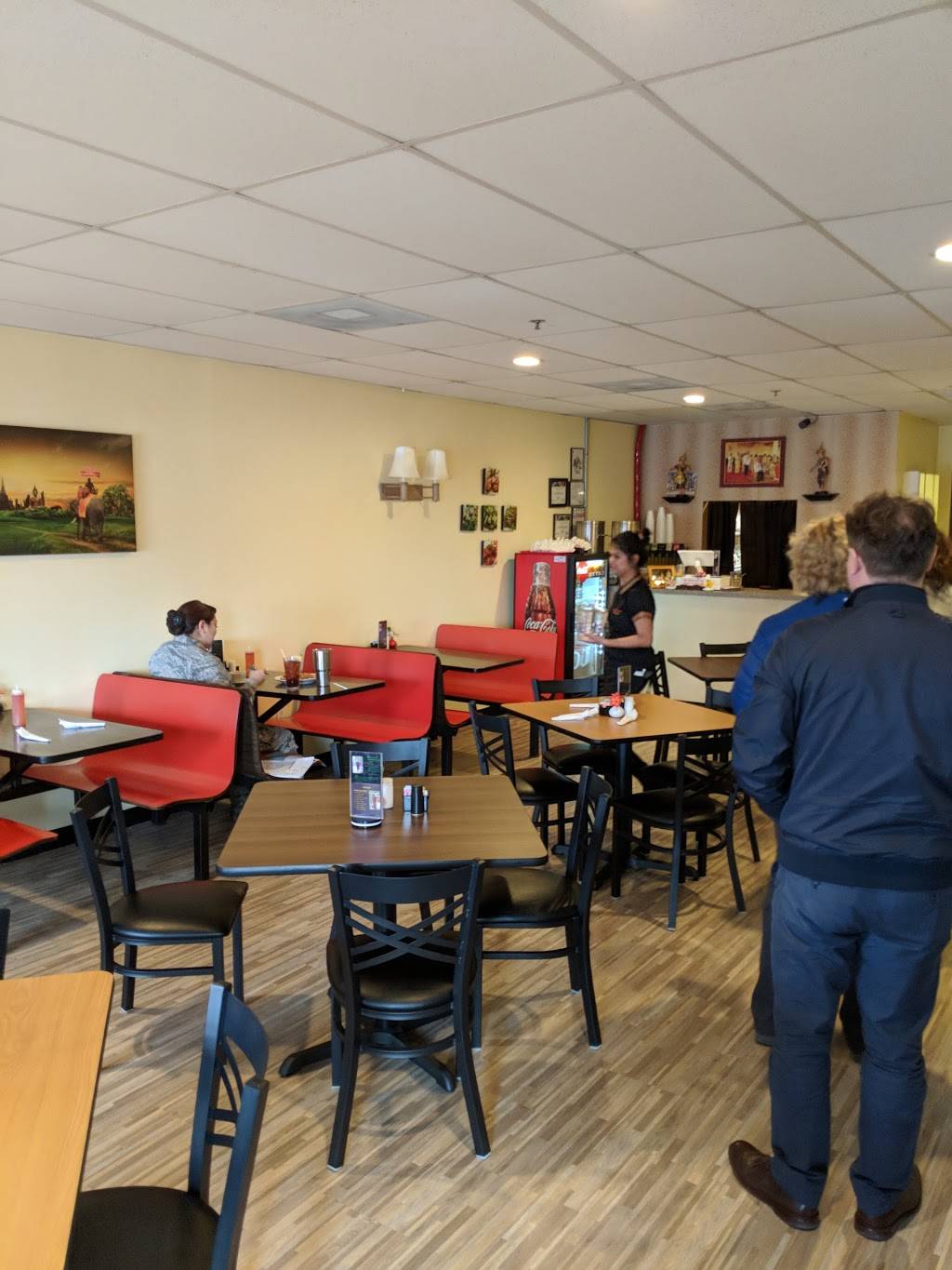 Sukhothai Restaurant | restaurant | 410 Valley Hi Dr #205, San Antonio, TX 78227, USA | 2104639001 OR +1 210-463-9001