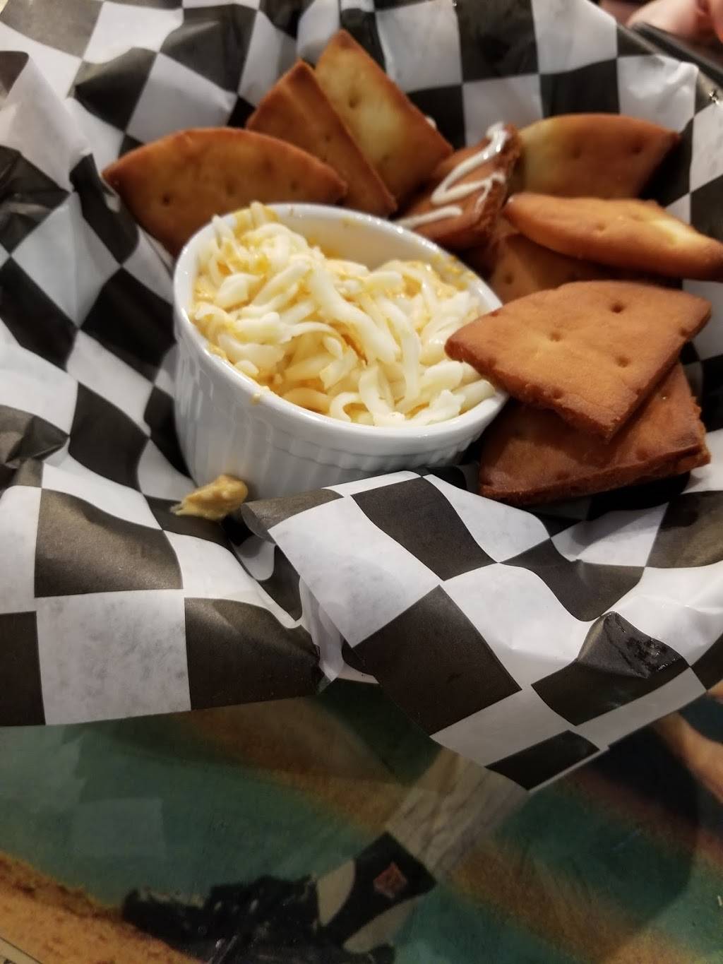 The Gym Of Marshall | restaurant | 900 Clarice Ave, Marshall, MN 56258, USA | 5075327200 OR +1 507-532-7200