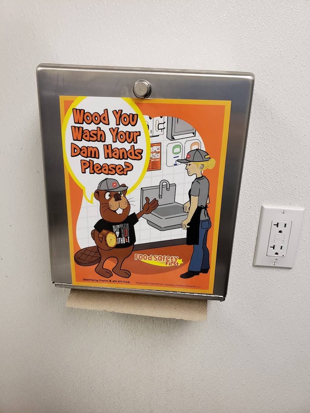 Pizza Hut | meal takeaway | 1208 W Panola St, Carthage, TX 75633, USA | 9036934331 OR +1 903-693-4331