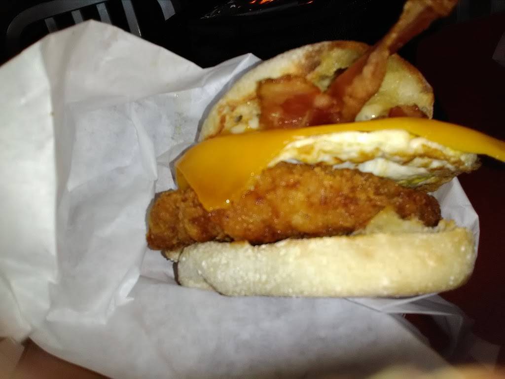 Jack in the Box | restaurant | 1636 Euclid Ave, San Diego, CA 92105, USA | 6192640061 OR +1 619-264-0061