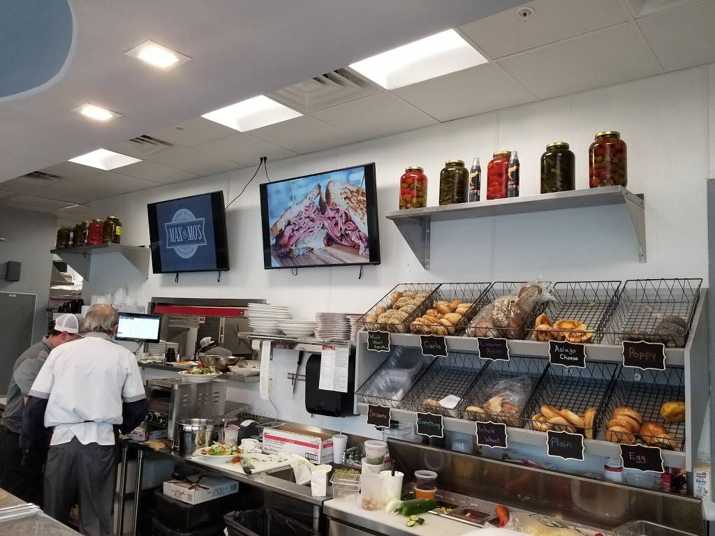 Max & Mos Bagel/Deli/Emporium | restaurant | 8570 Stirling Rd, Hollywood, FL 33024, USA | 9545892168 OR +1 954-589-2168