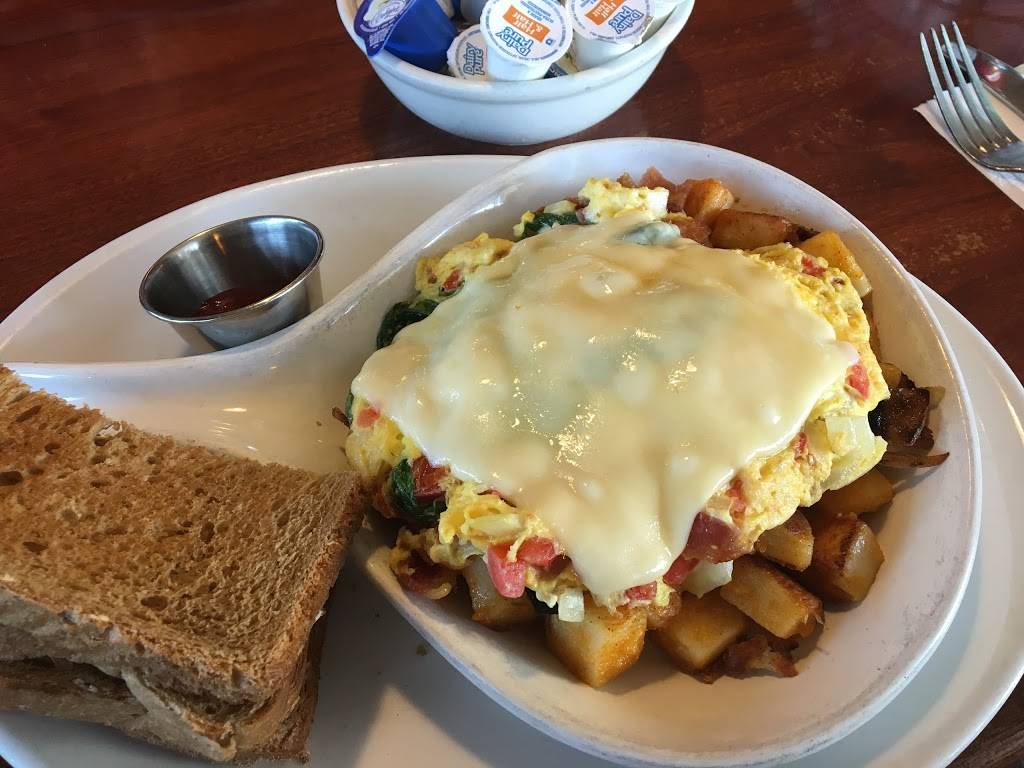 Blackboard Bistro | cafe | 1198 CA-1, Seal Beach, CA 90740, USA | 5625969556 OR +1 562-596-9556